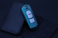 Чохол Mazda carbon зелений