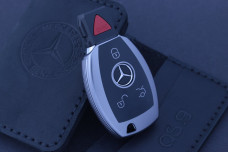Чохол Mercedes металік