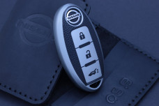 Чохол Nissan срібло фактура шкіри