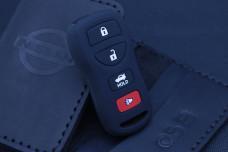 Чохол Nissan чорний силікон