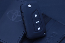 Чохол Toyota  чорний силікон