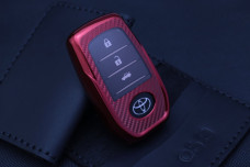 Чохол Toyota carbon червоний універсальний
