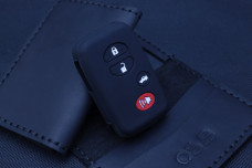 Чохол Toyota чорний силікон