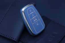 Чохол Toyota темно-блакитний