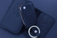 Чохол VW/SKODA/SEAT чорний шкіра