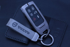 Чохол Volvo метал + шкіра