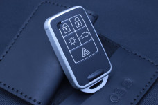 Чохол Volvo 5KH S60 XC60 V60 гібрид матовий чорний №2